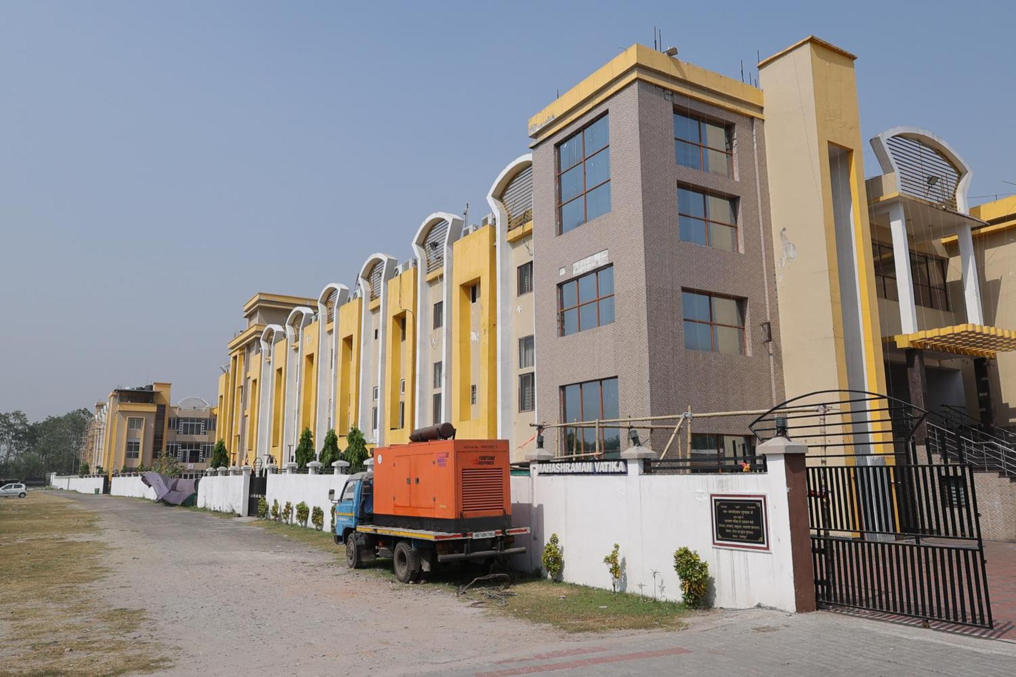 Maryada Maitri Resort -100 Rooms & 3 Banquets Siliguri Exterior foto
